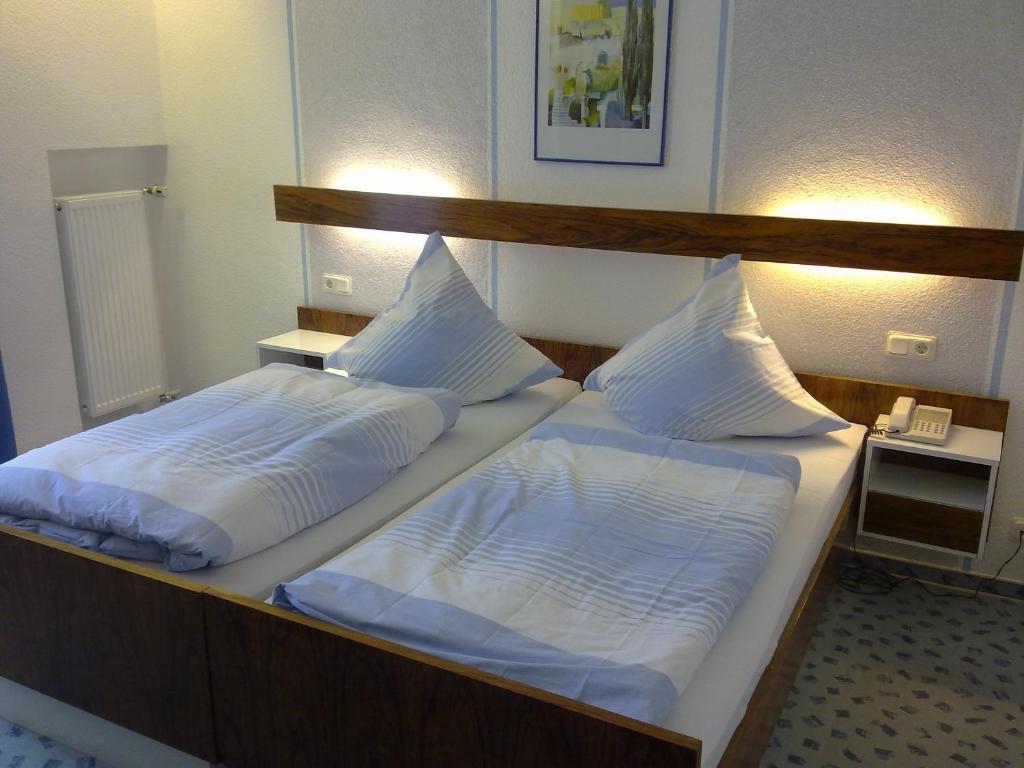 Hotel Diana Garni Bad Bertrich Chambre photo
